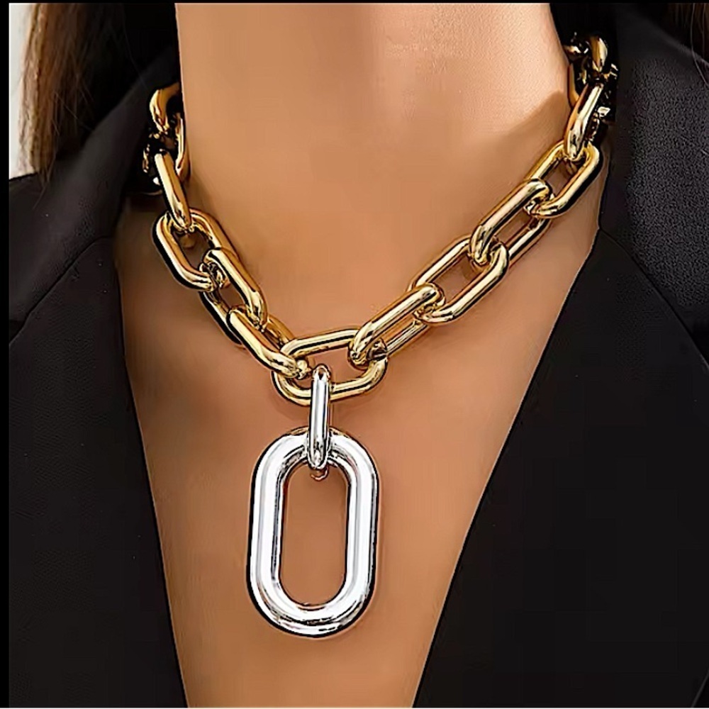 Gold Exaggerated Multilayer Statement Necklace Bicolor O Link Toggle